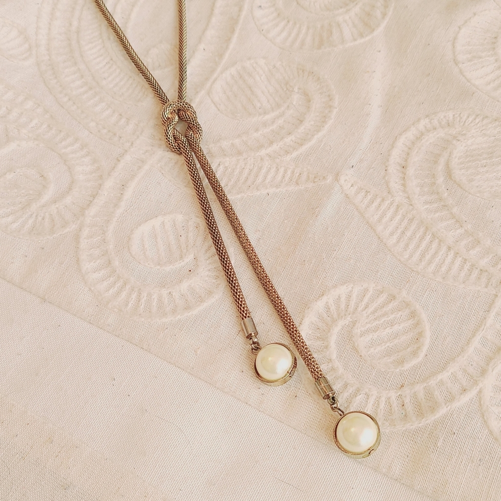 Pearl and Gold Lariat Necklace
